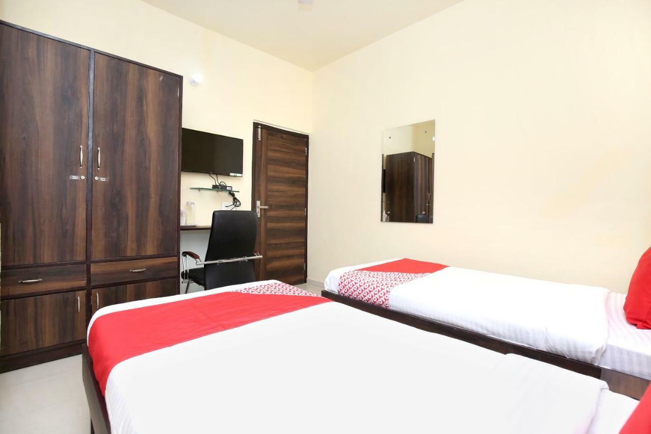 Oyo 16126 Aanantham Otel Ludhiana Dış mekan fotoğraf