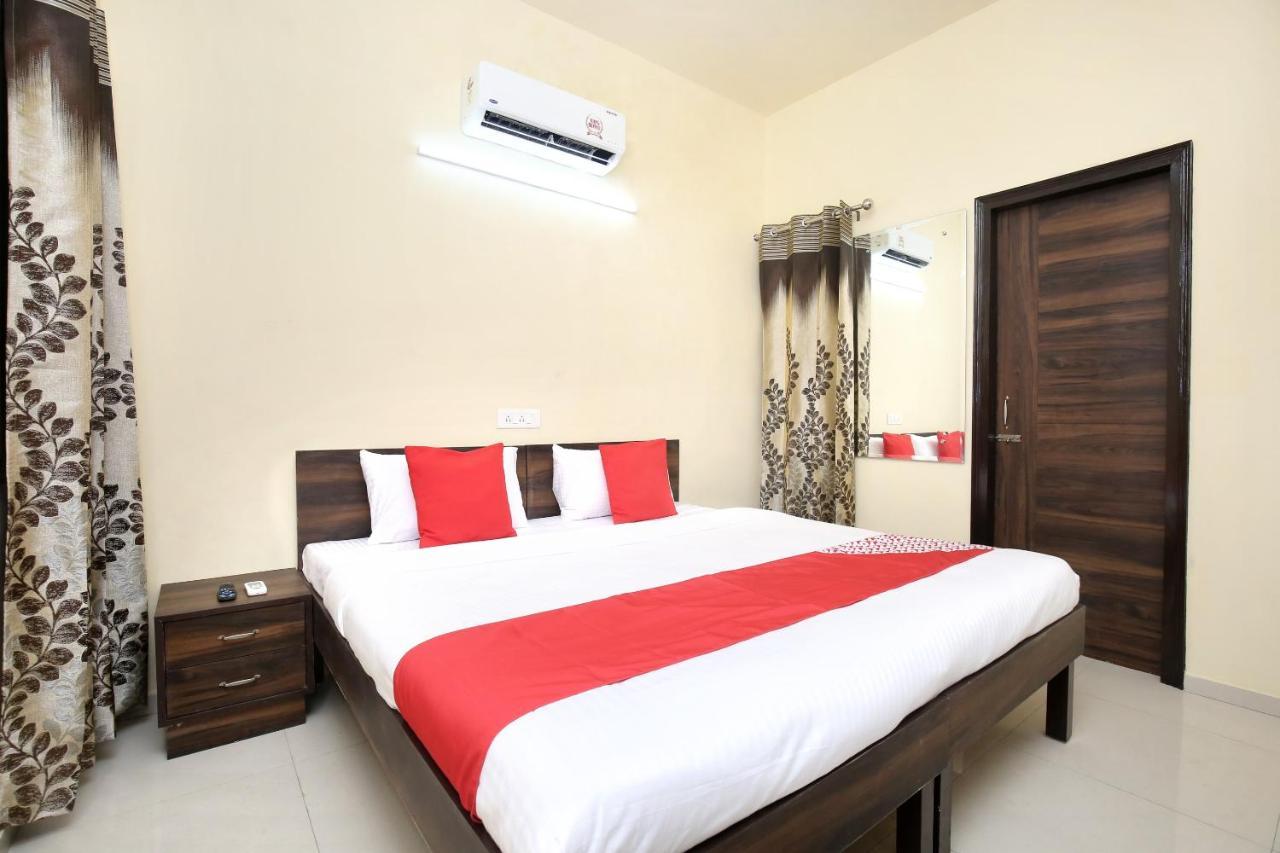 Oyo 16126 Aanantham Otel Ludhiana Dış mekan fotoğraf