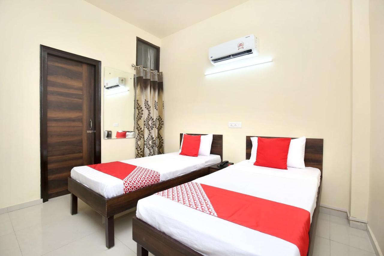 Oyo 16126 Aanantham Otel Ludhiana Dış mekan fotoğraf